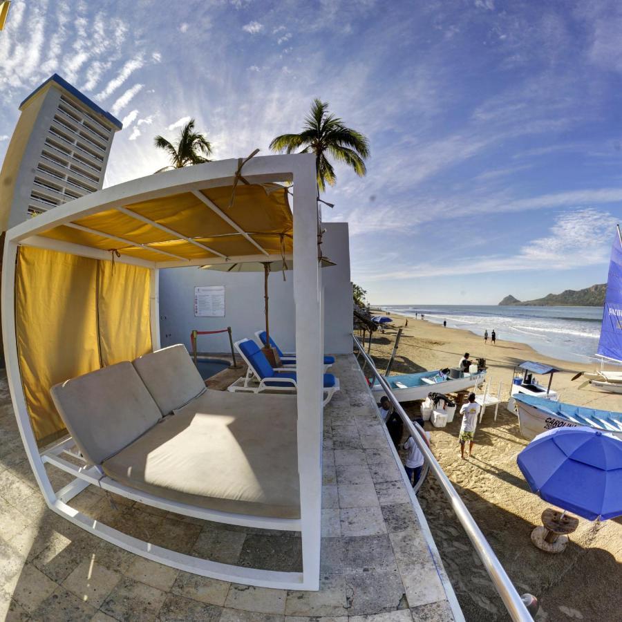 Royal Villas Resort Mazatlan Dış mekan fotoğraf Beach at the Grand Palladium Resort