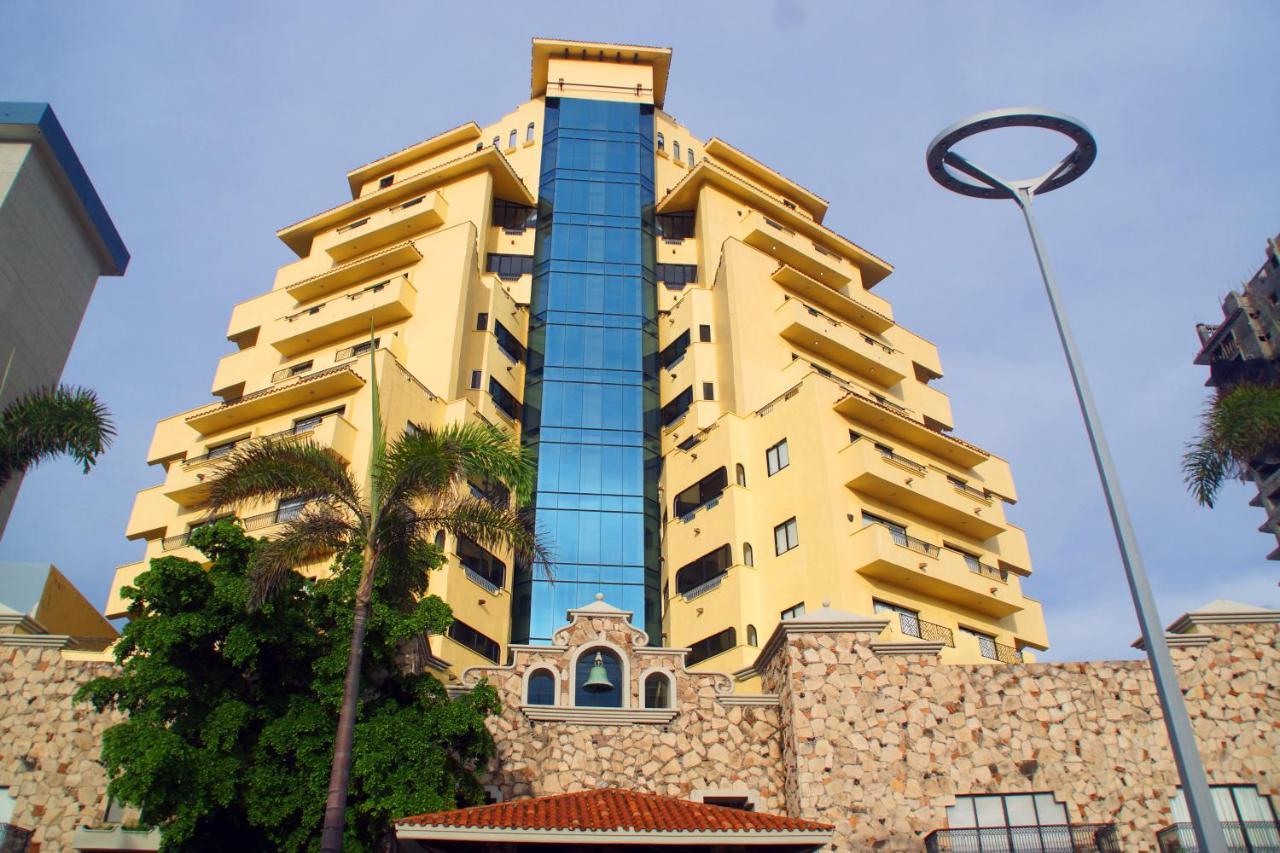 Royal Villas Resort Mazatlan Dış mekan fotoğraf The hotel in 2008