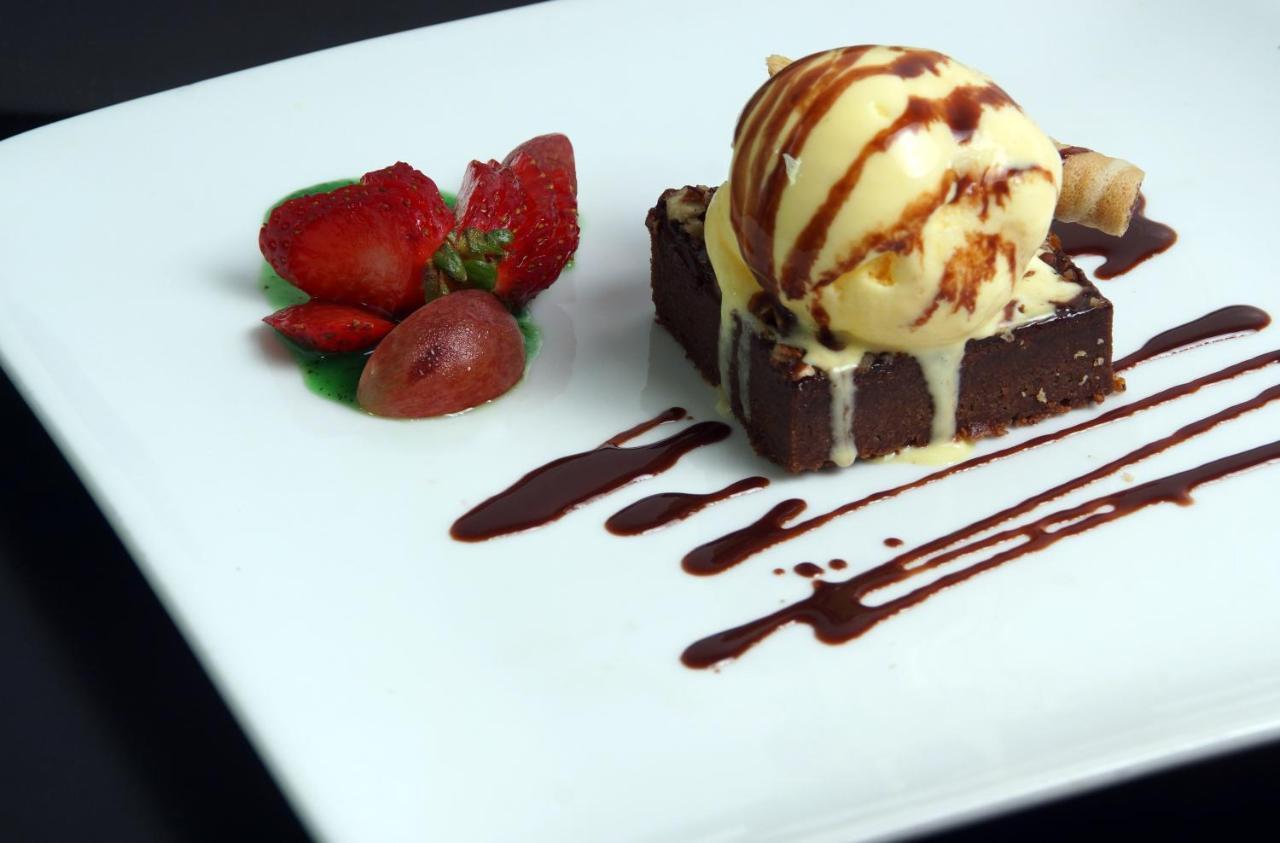 Royal Villas Resort Mazatlan Dış mekan fotoğraf A dessert