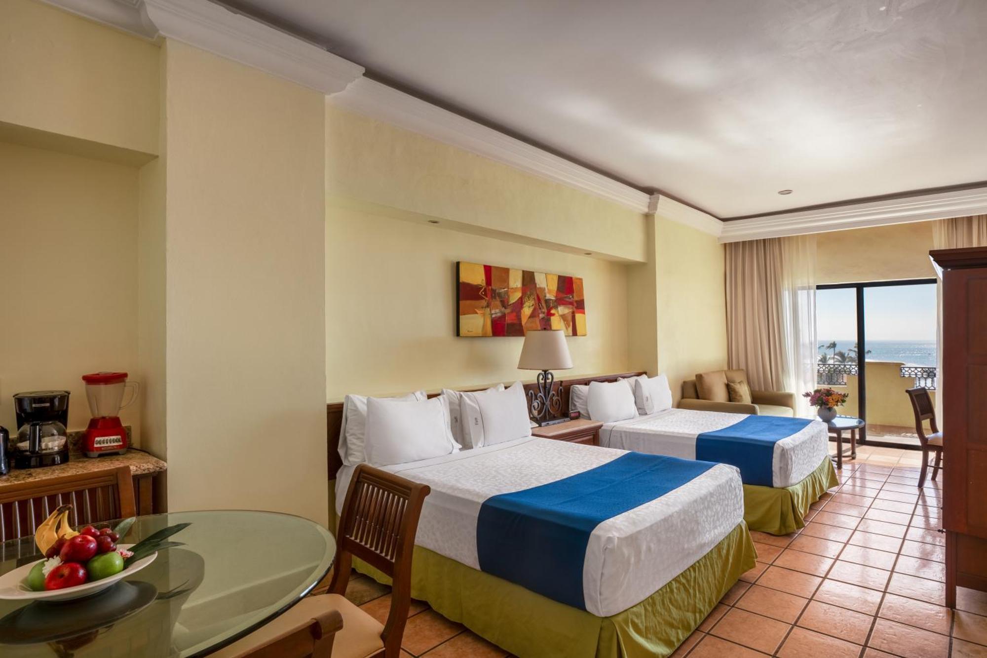 Royal Villas Resort Mazatlan Dış mekan fotoğraf A typical room at the hotel